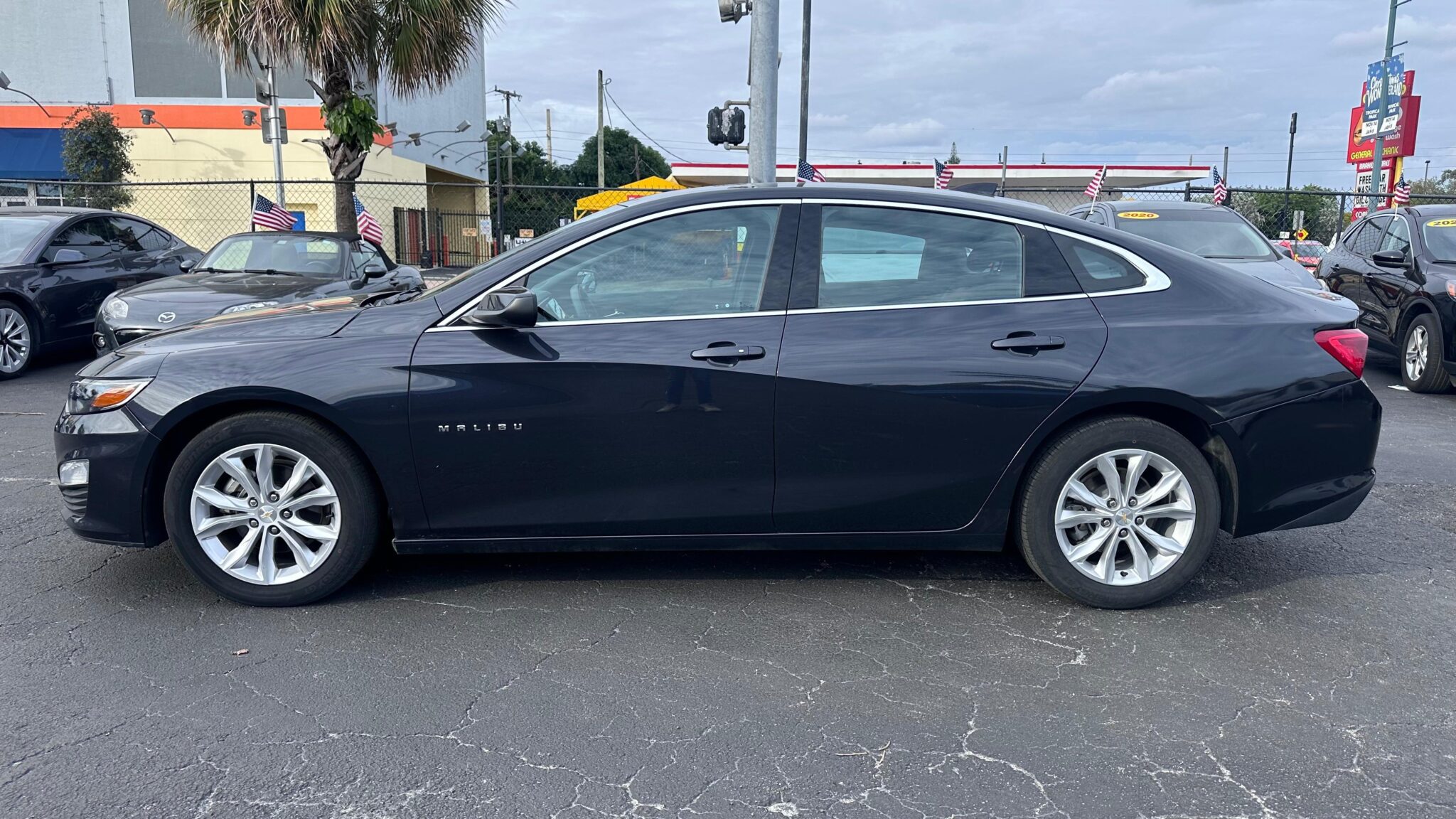 2023 Chevrolet Malibu 1LT photo 19