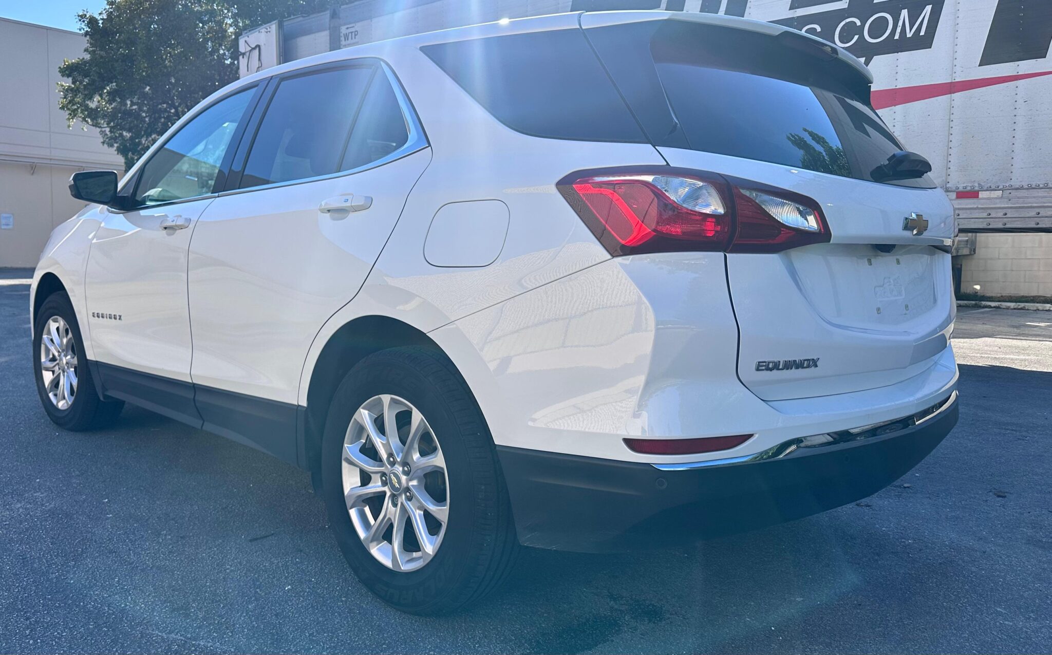 2019 Chevrolet Equinox LT photo 25