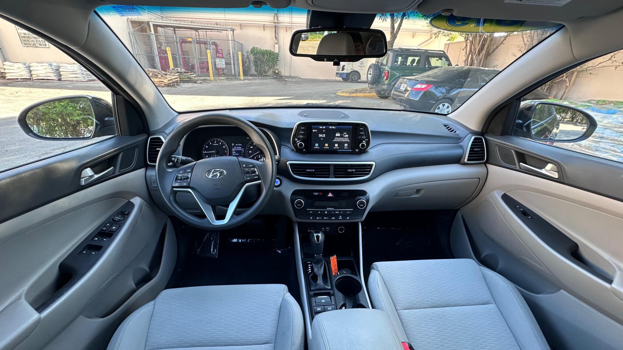 2019 Hyundai Tucson SEL photo 18