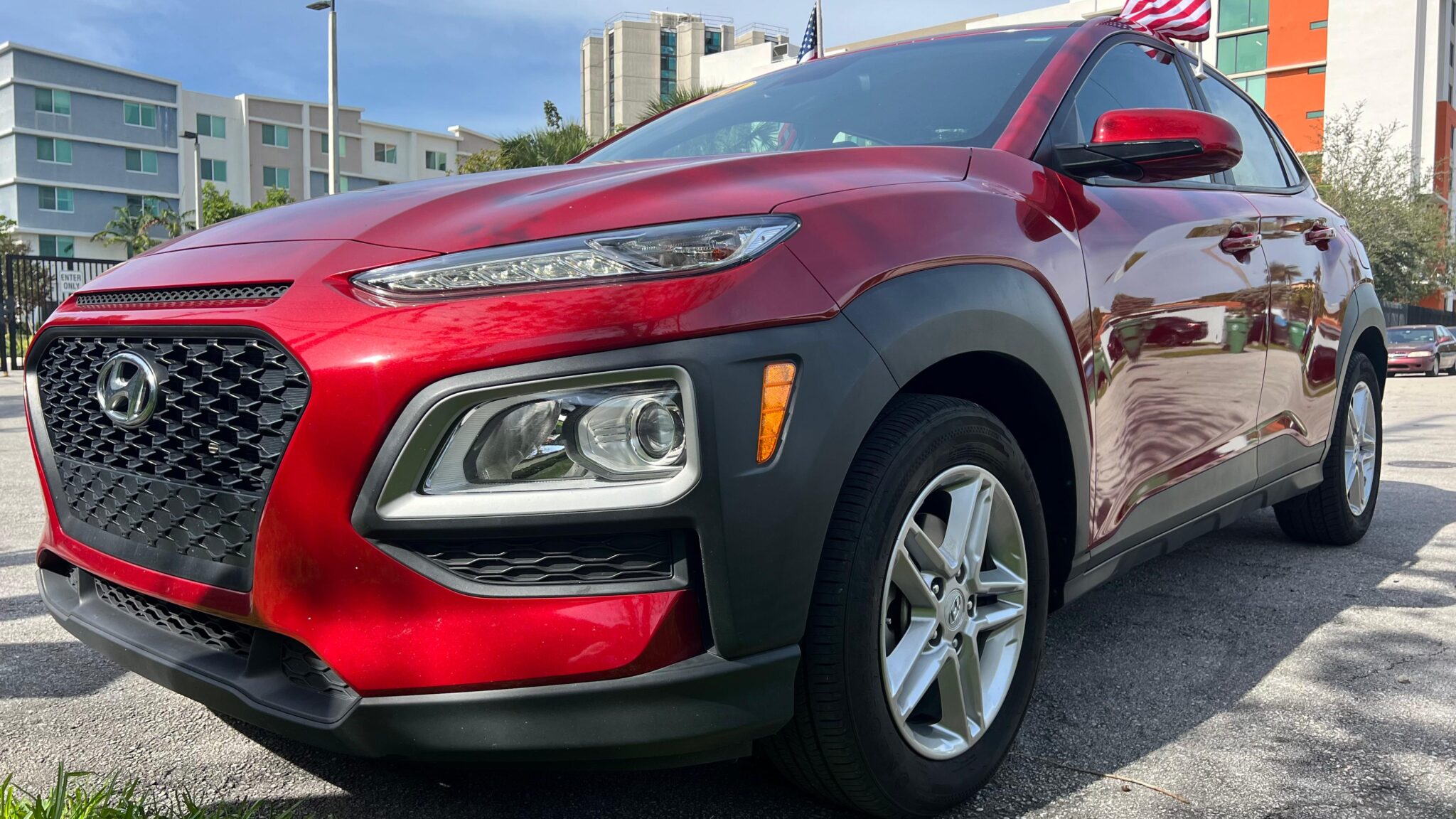 2021 Hyundai Kona SE photo 2