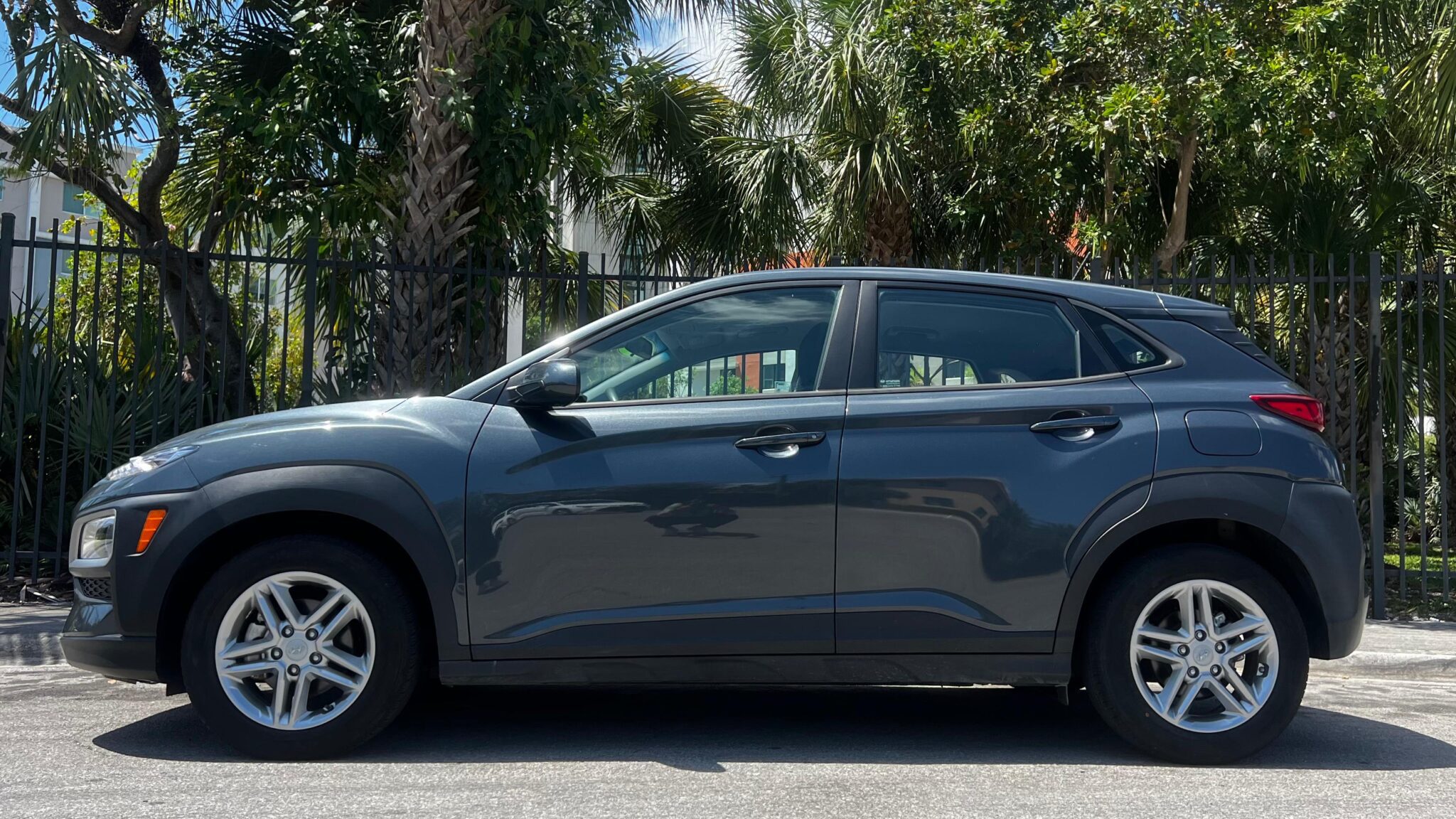 2021 Hyundai Kona SE photo 4