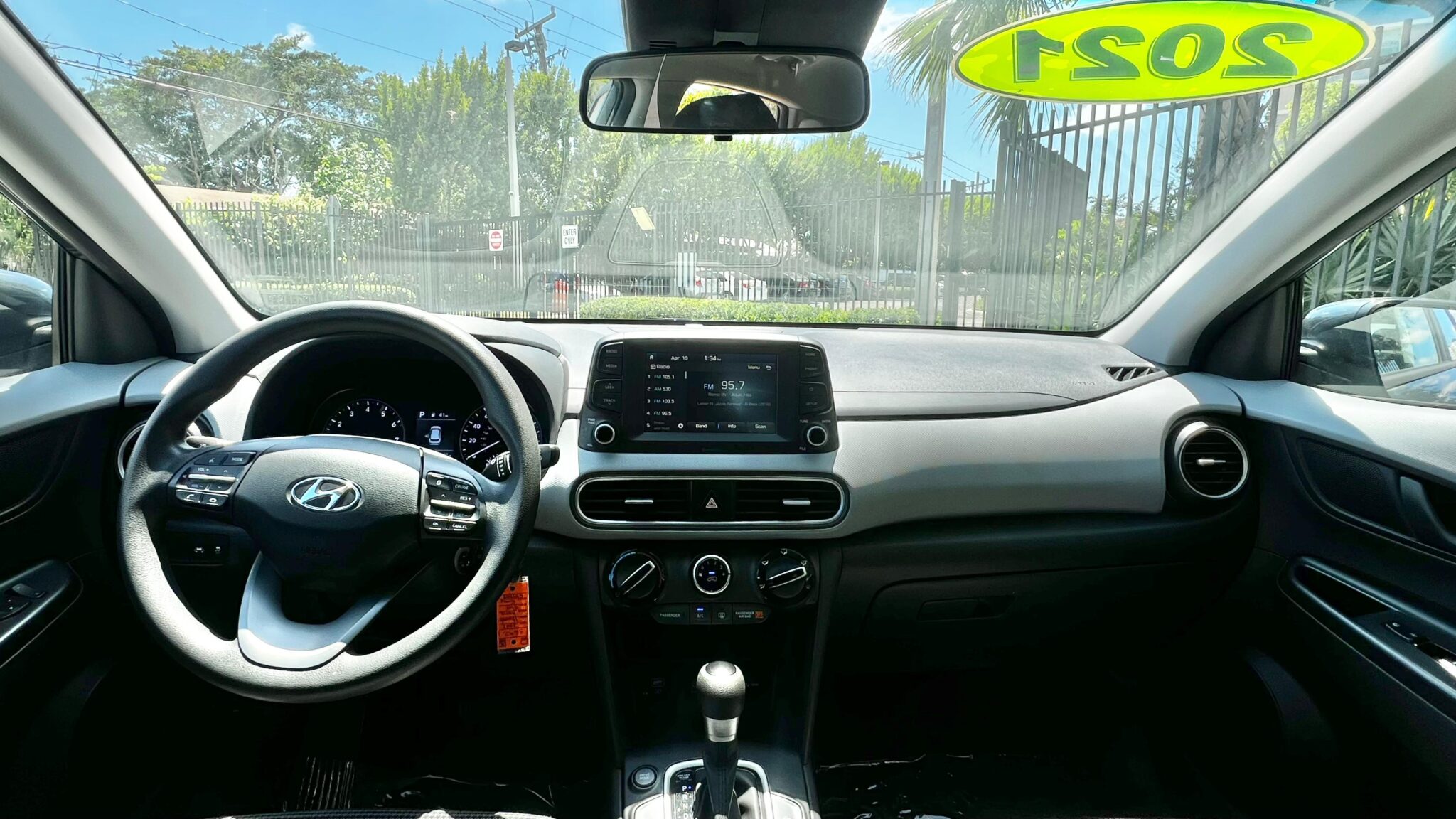 2021 Hyundai Kona SE photo 13