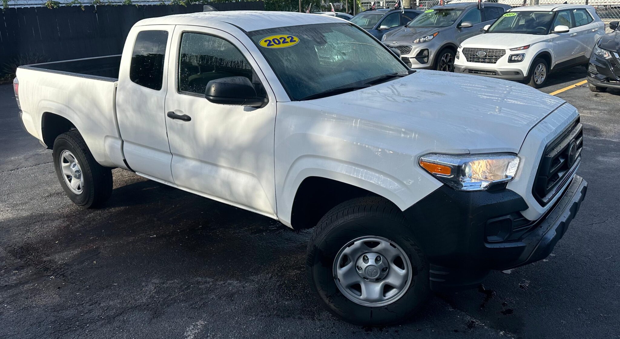 2022 Toyota Tacoma SR photo 11