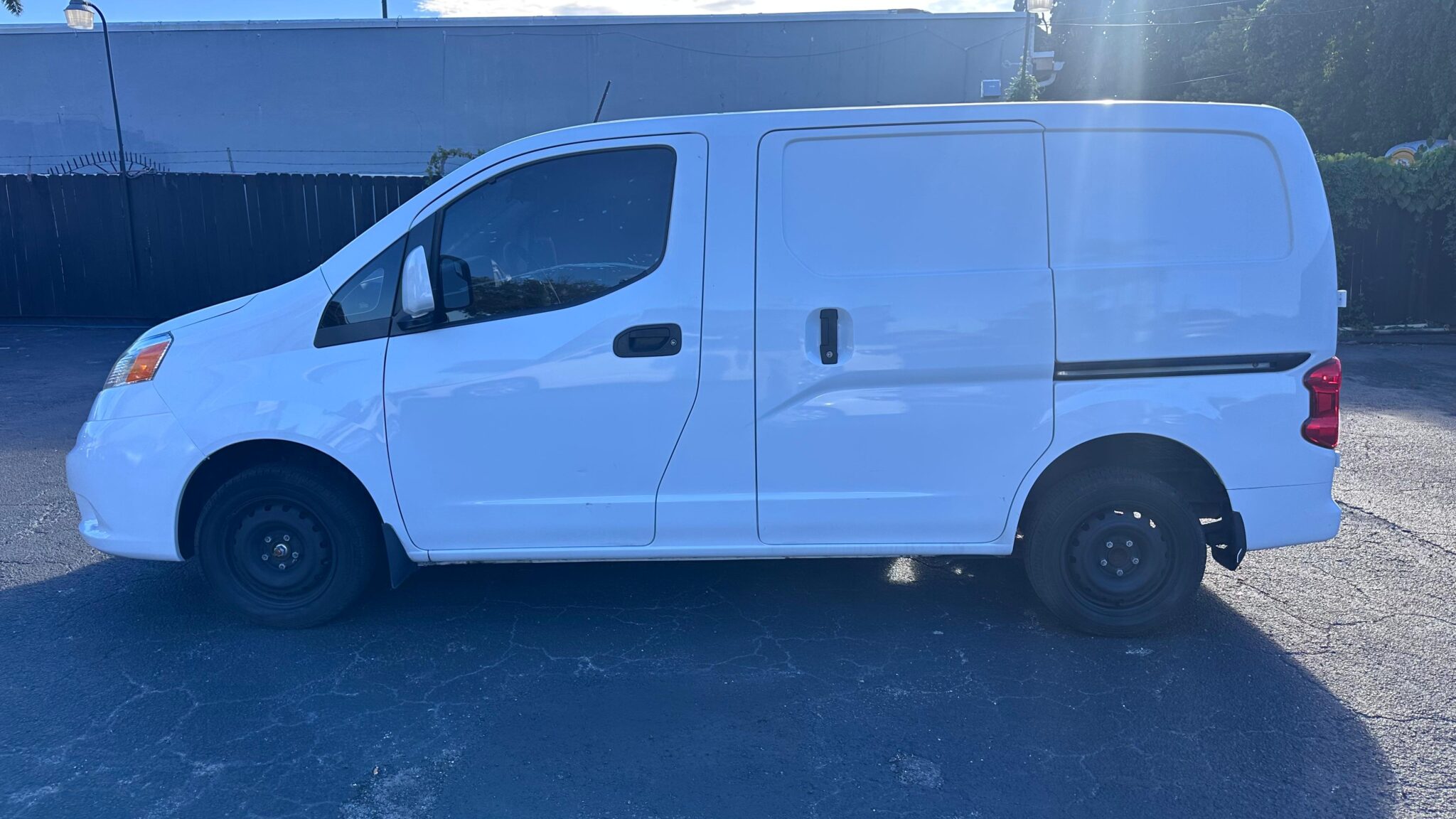 2019 Nissan NV200 SV photo 22