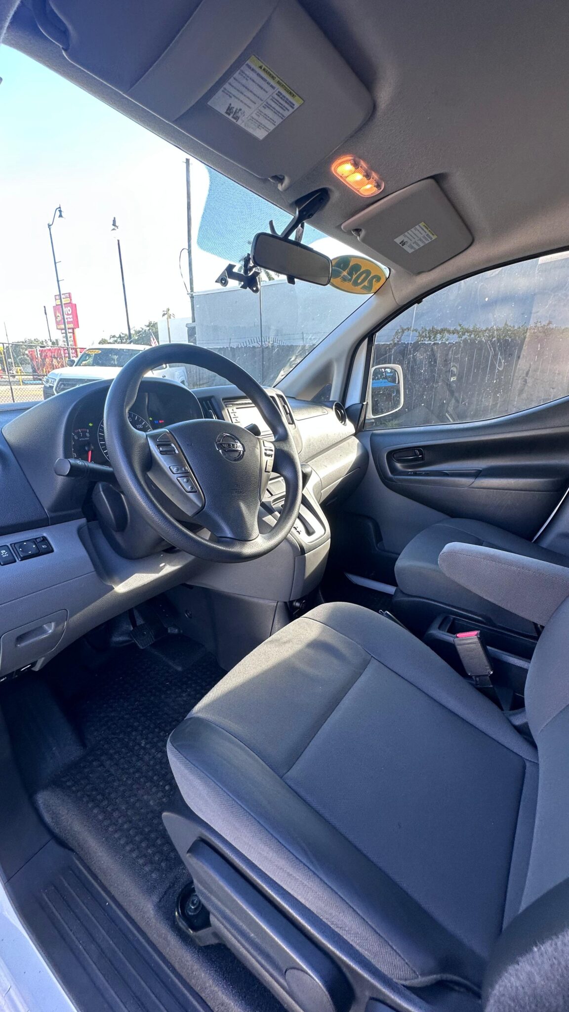 2019 Nissan NV200 SV photo 11