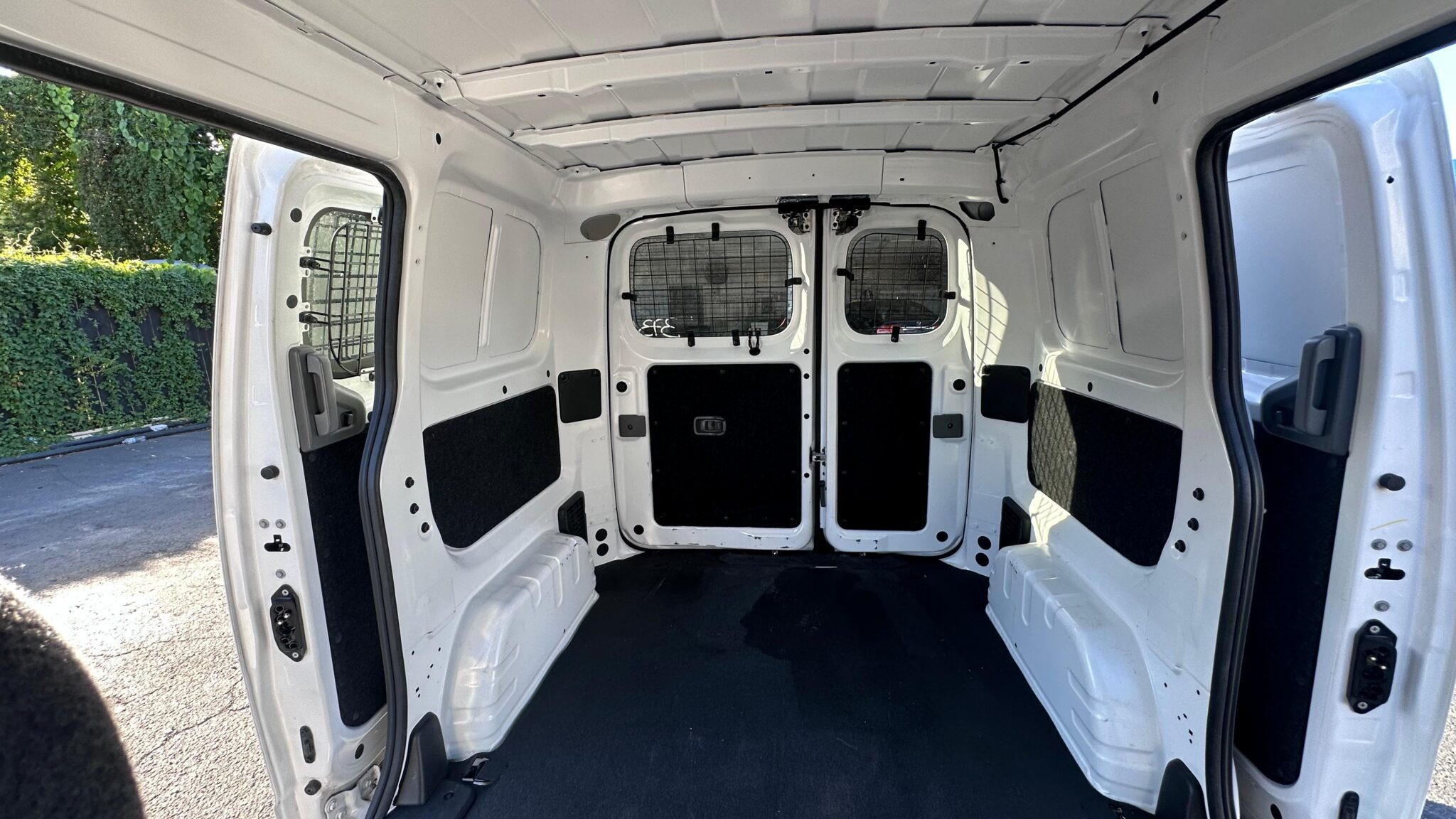 2019 Nissan NV200 SV photo 20