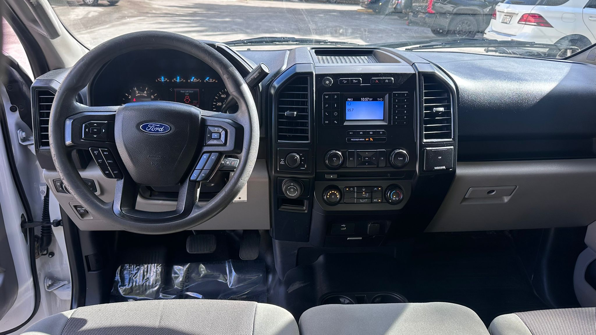 2018 Ford F-150 XL photo 13